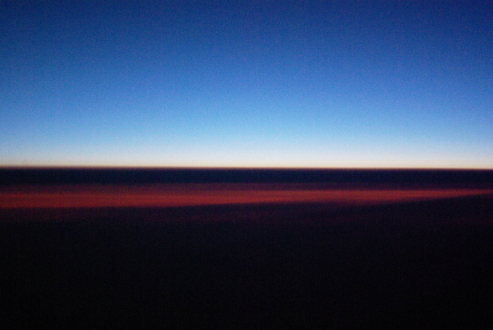 旅先にて２：成層圏の夜明け