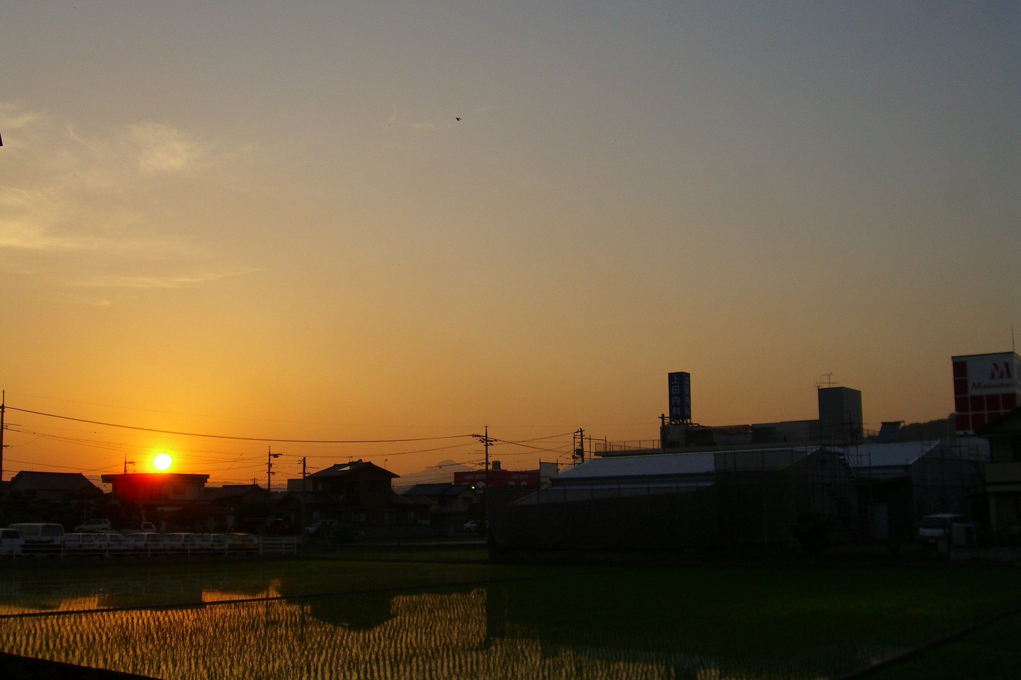 梅雨忘れの夕焼け
