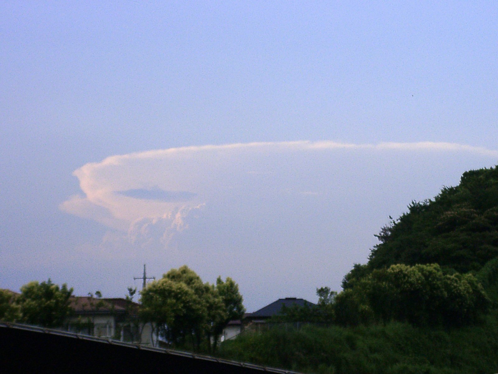 梅雨どきの夕暮れ-６