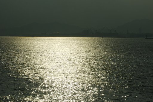 神戸港：夕景