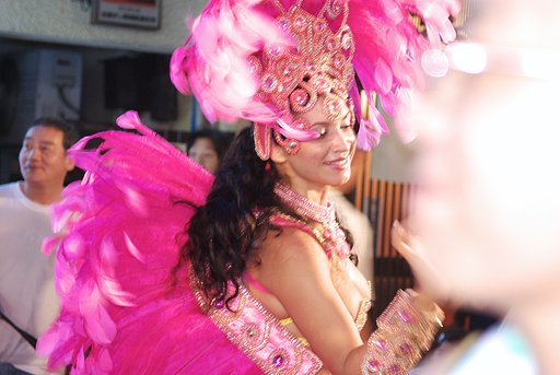 「祭」ほぼブラジル？