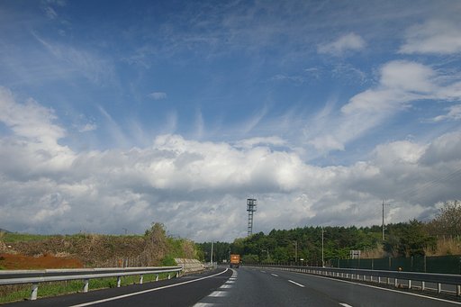 【道】ハイウエイが空に映ると…