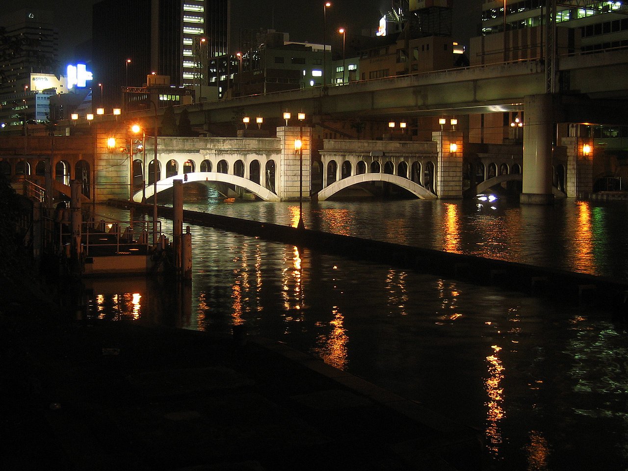 【道】水路の夜