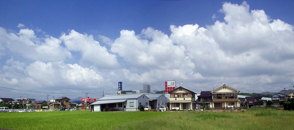 嵐の前の秋晴れ