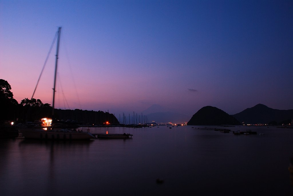 【秋影】　夕景富士山