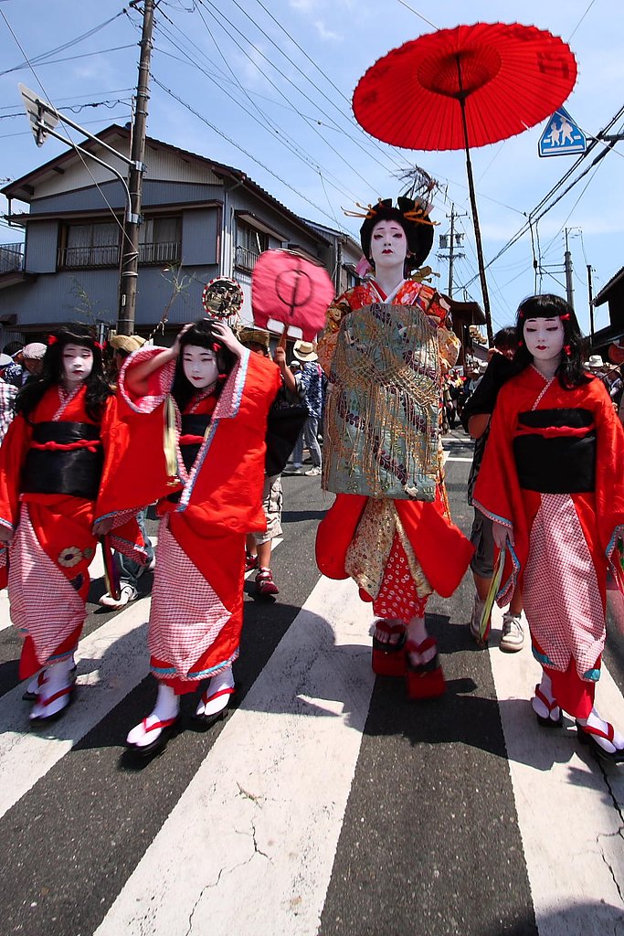 【道】　おいらん道中