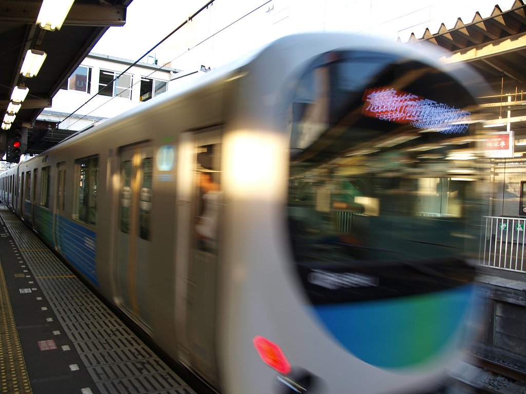 走り去る