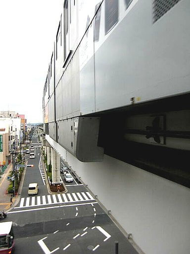 モノレール走行風景