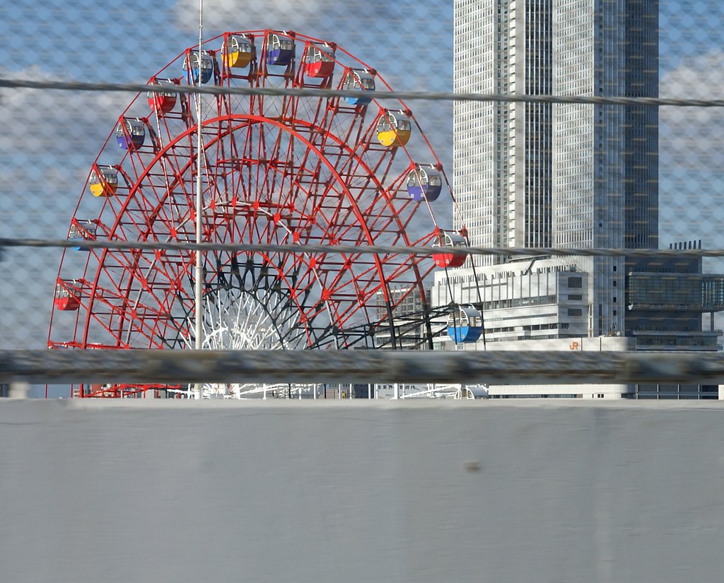 名駅笹島のゴンドラ　with インダスタ