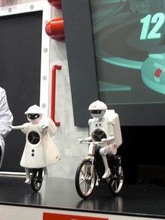 CEATEC２　一輪車ロボット