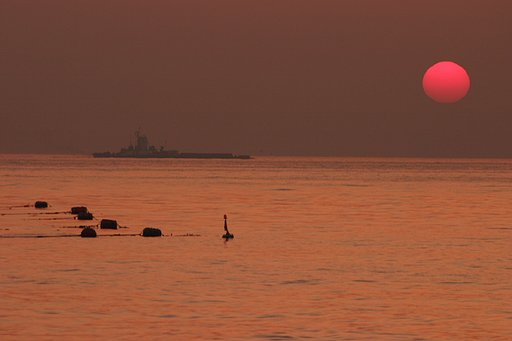 今朝の横浜金沢の海