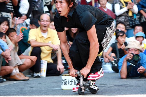 自転車に乗る