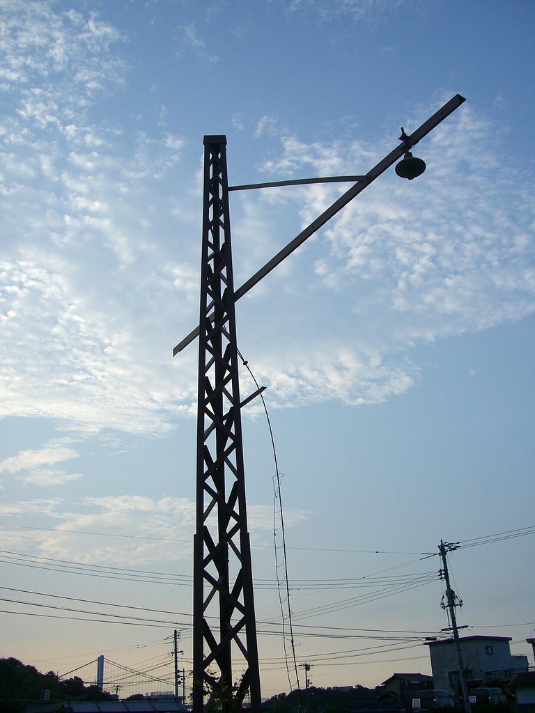 旧下津井電鉄の架線鉄塔