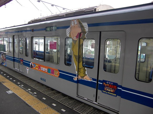 アニメキャラクターラッピング電車