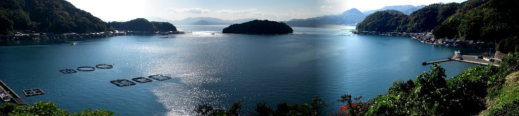 伊根湾をくっつけた！