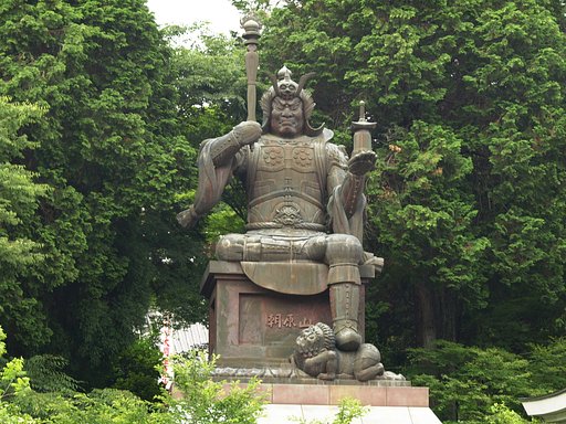 巨大な毘沙門天