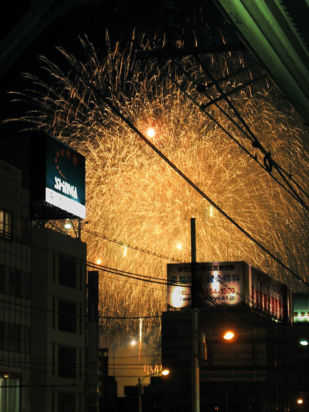 納涼花火は