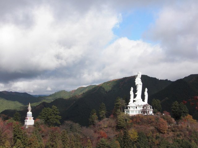 鳥居観音遠景