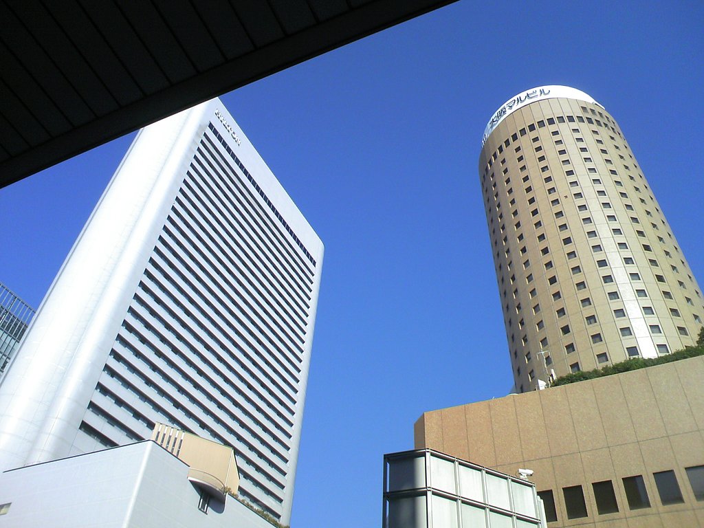 ヒルトンと丸ビル