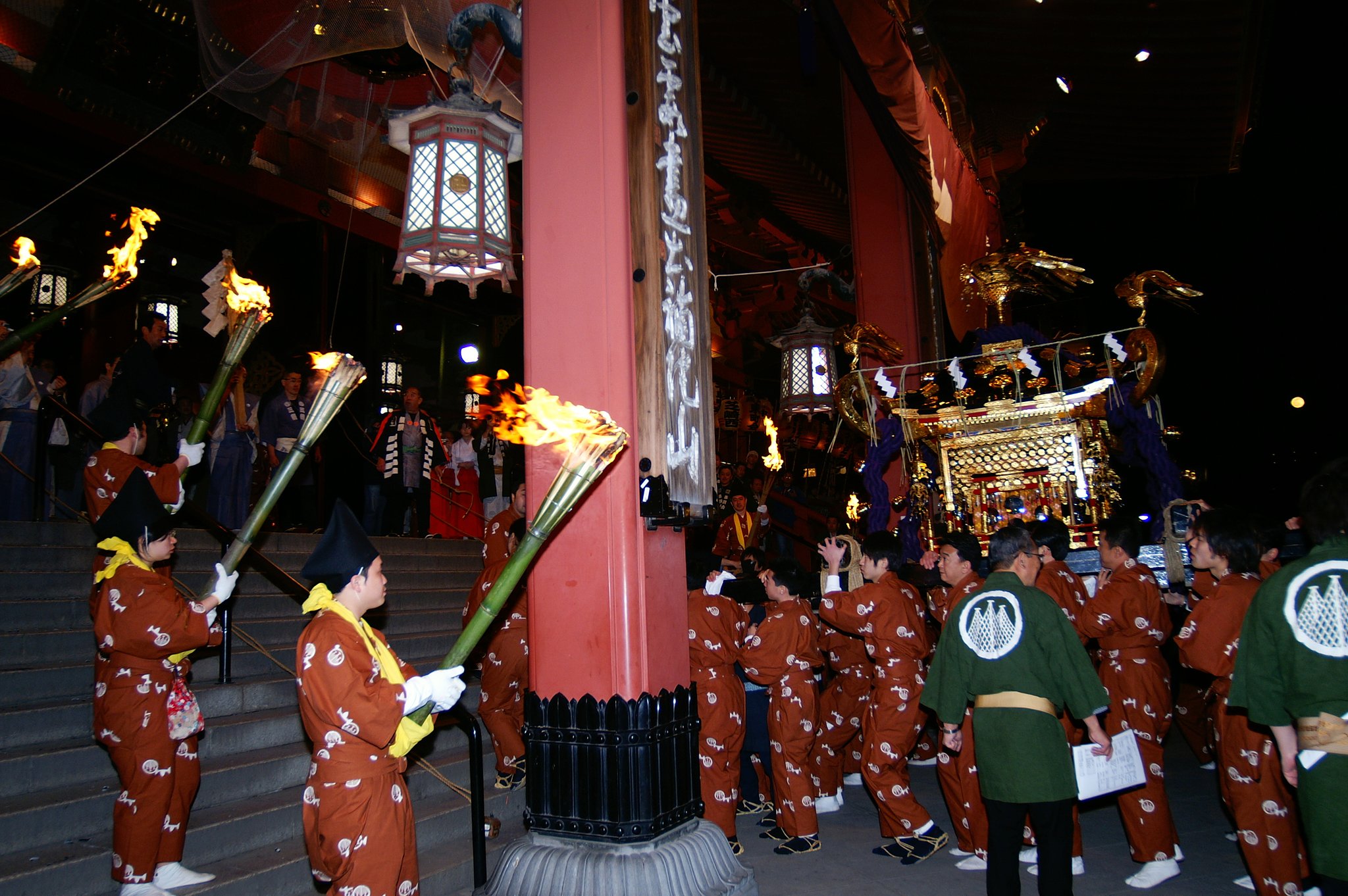 浅草寺堂上げ