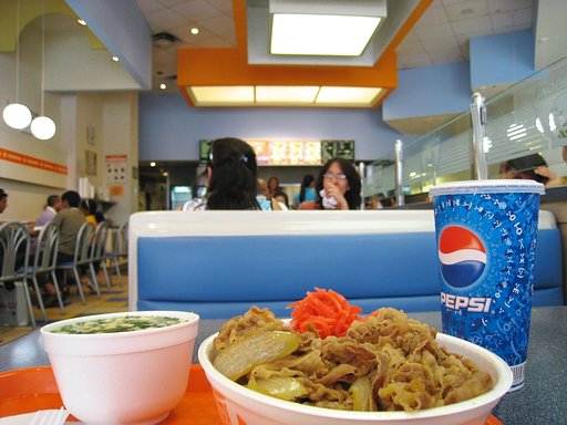 某牛丼店店内風景