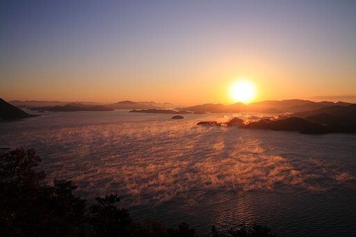 海霧、立つ