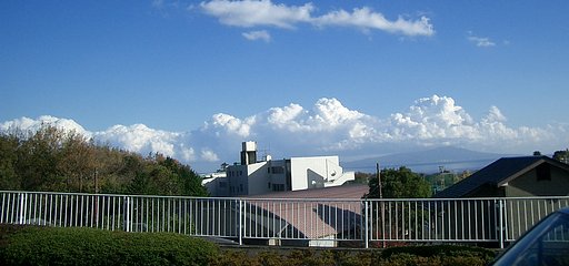 〜　霞んで見えるは大島　〜