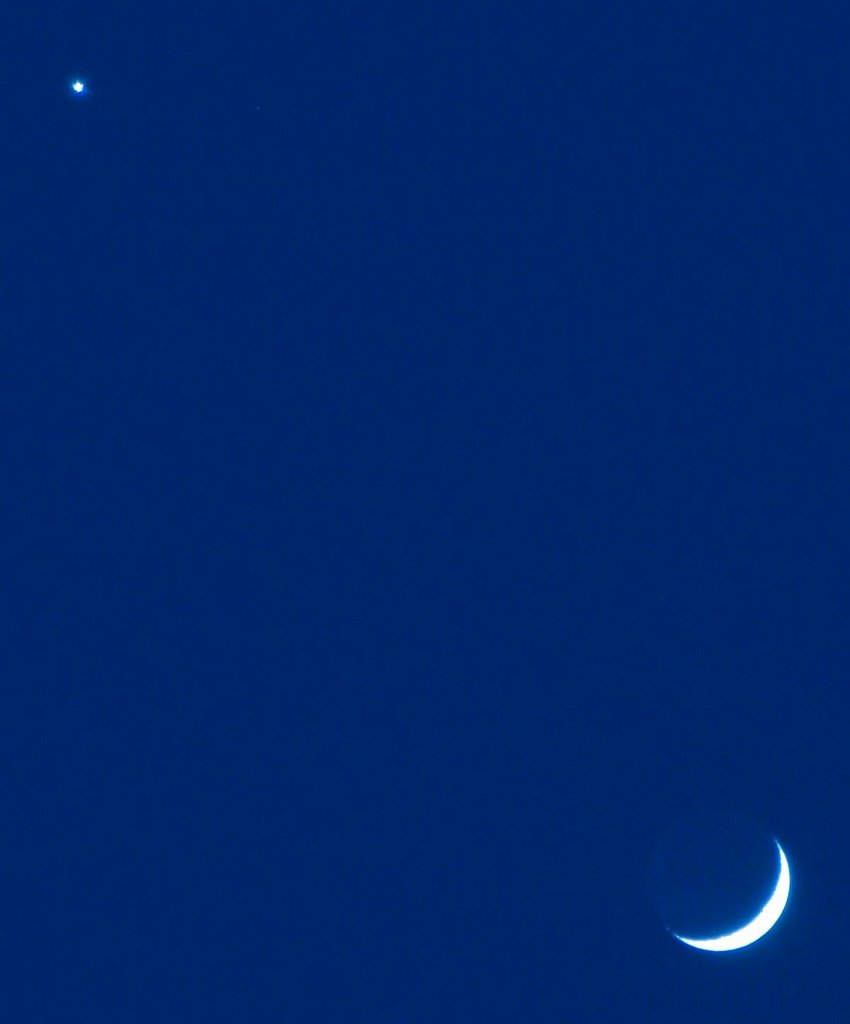 月　と　金星
