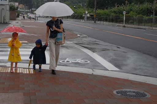 雨の中の散歩