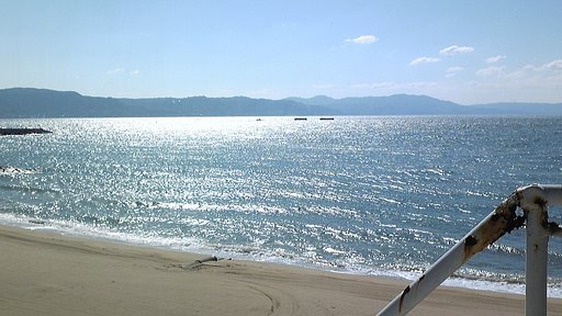 瀬戸内の浜辺