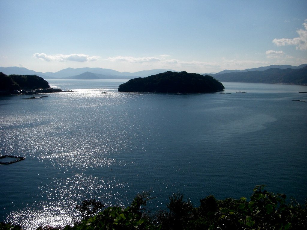 『伊根湾』真ん中の景色