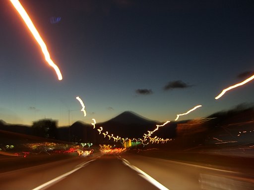 １００KM/h 富士山
