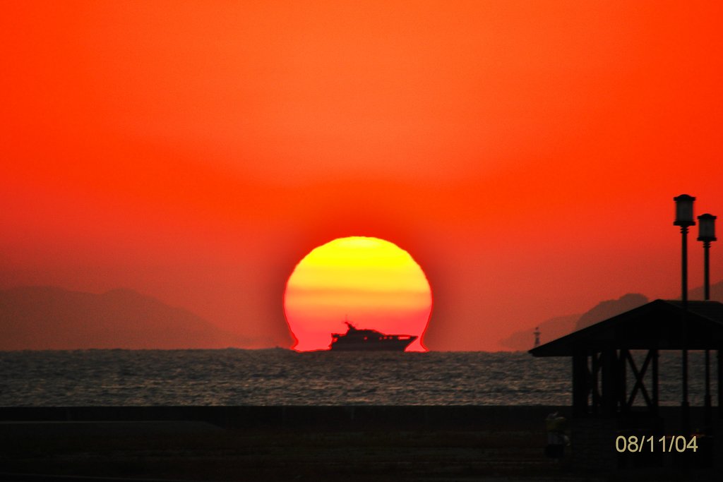 今期初の「だるま夕日」　１０・０４