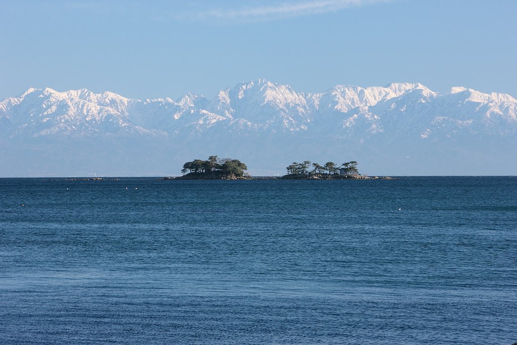 海に浮かぶ立山連邦