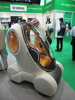 CEATEC　一人乗りの電気自動車