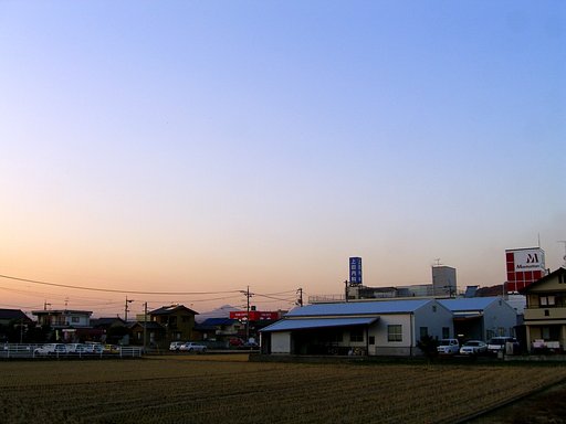快晴の夕暮れ