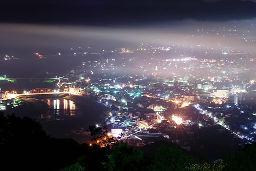 昨夜の霧は…