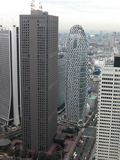 西新宿　コクーンタワー全景