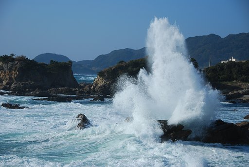 海の咆哮
