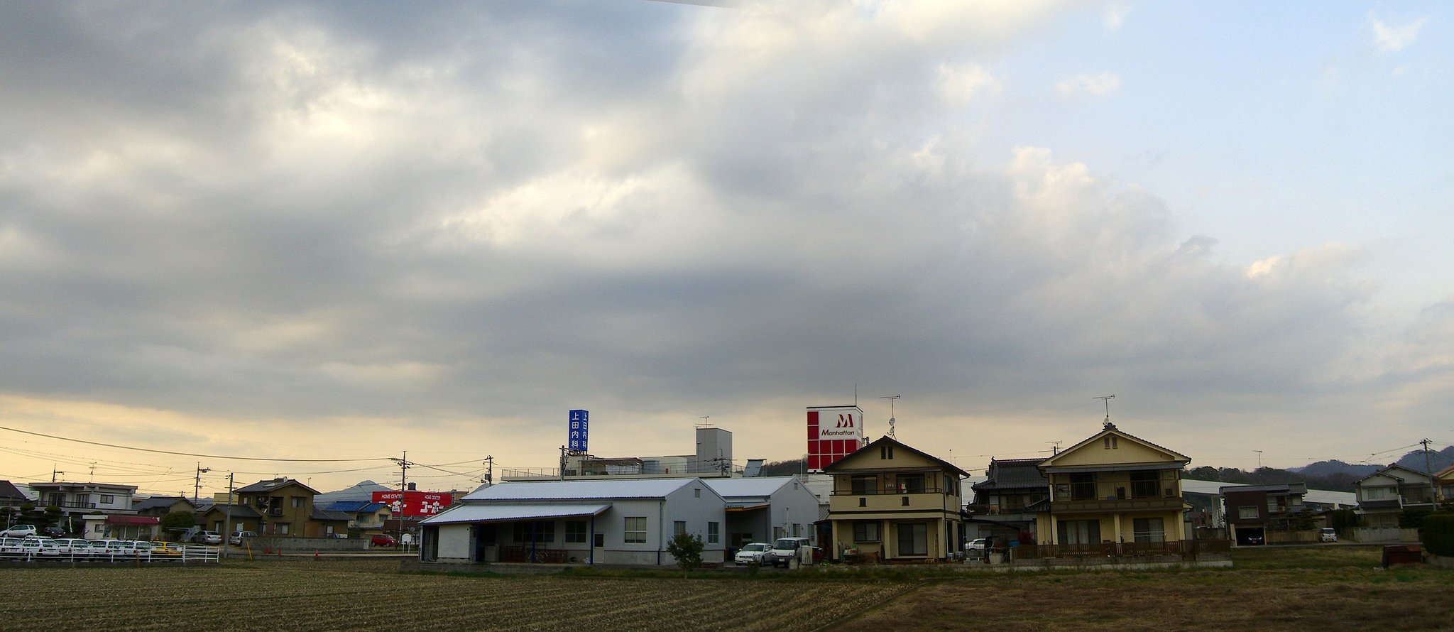 明日は晴れ？