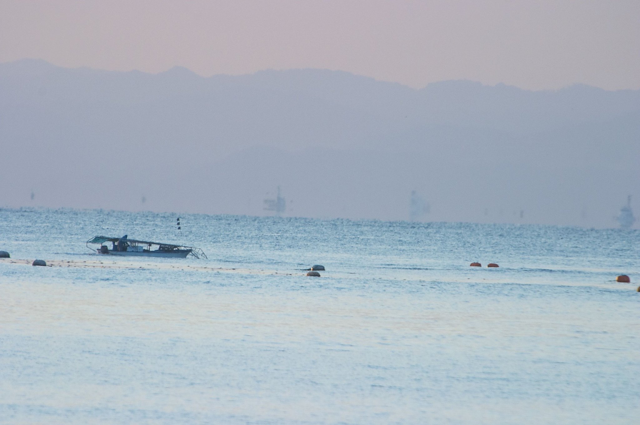 横浜の海