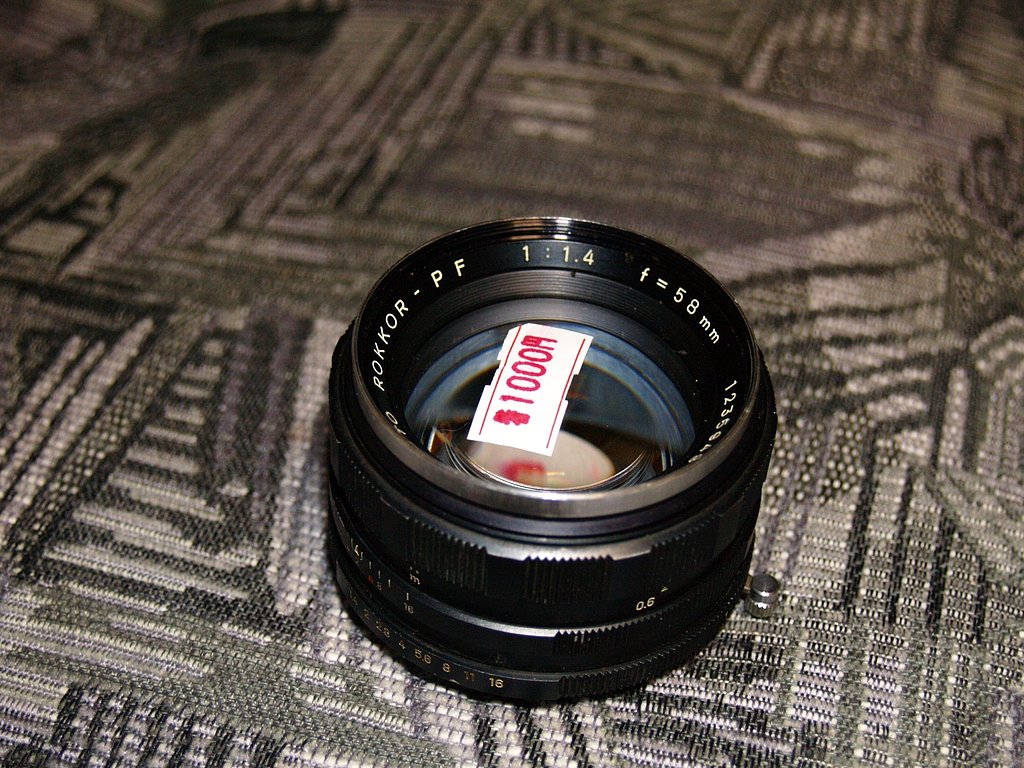 明るいレンズを見つけました