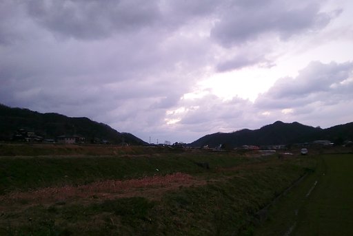 大雪警報の日の夕空