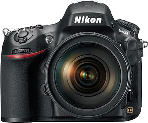 D800