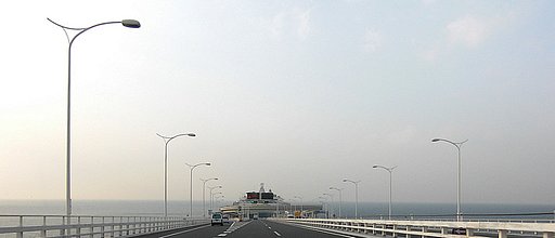 海ほたる