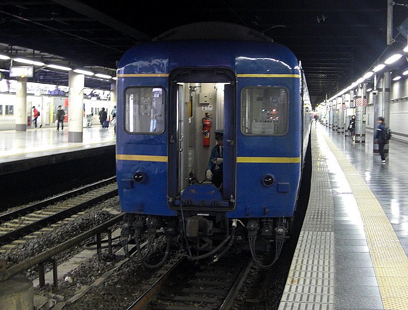 上野駅の推進運転の風景