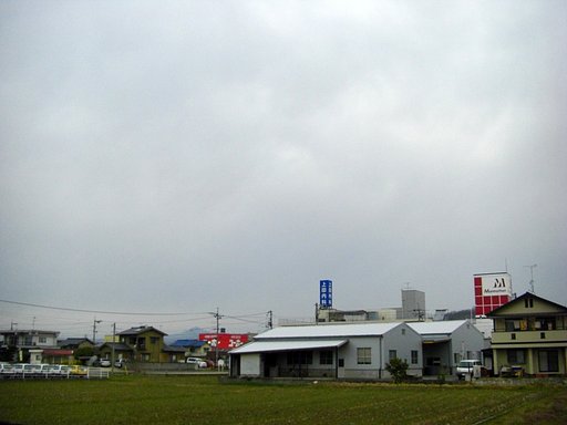 早朝は曇り