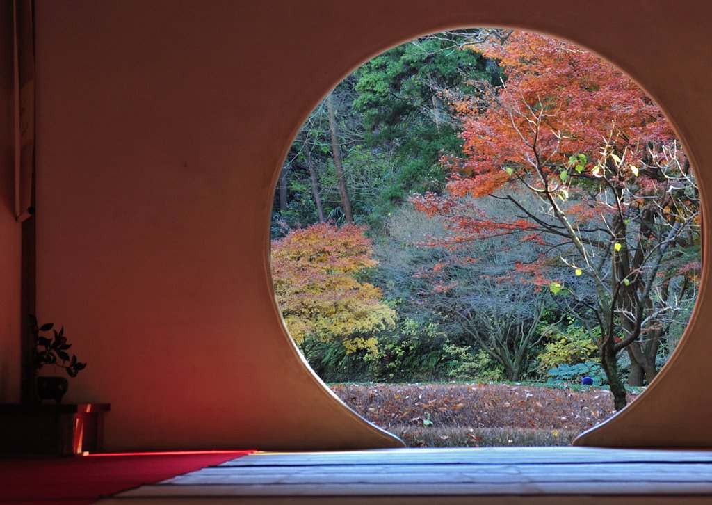 紅葉の寺院