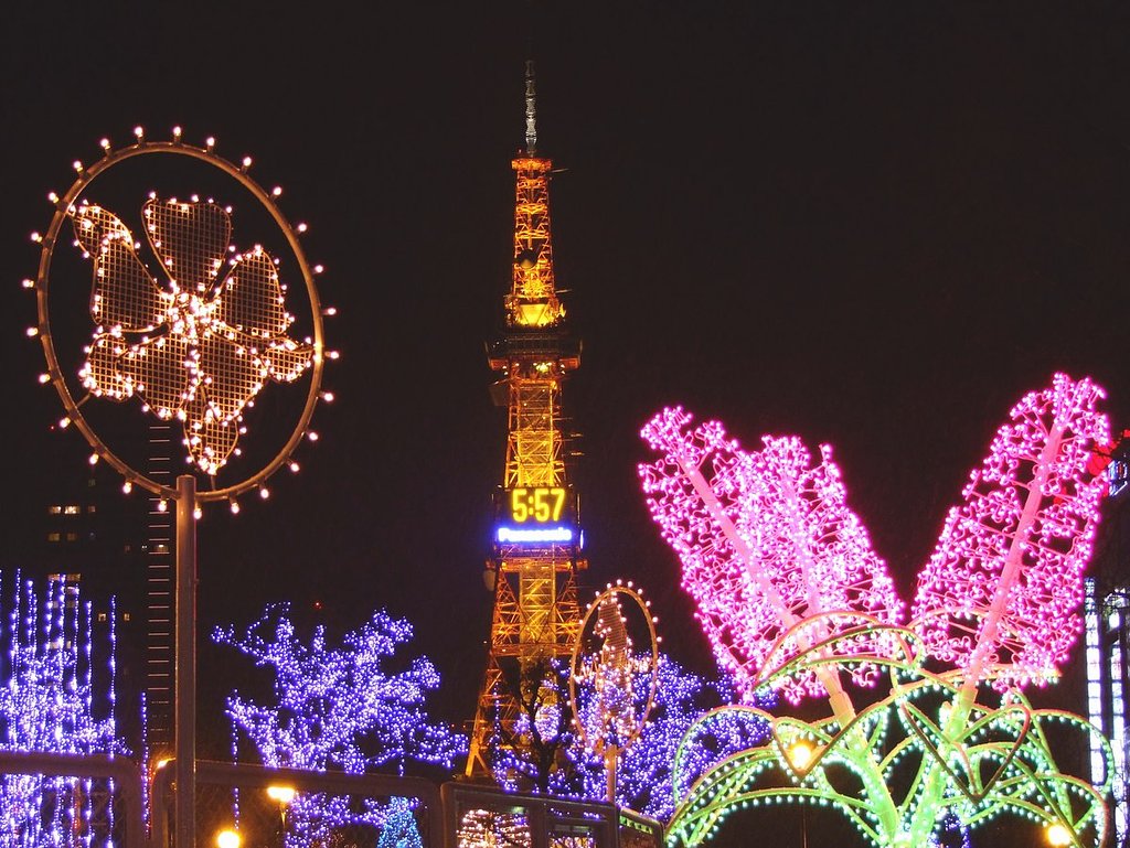 光り煌く夜