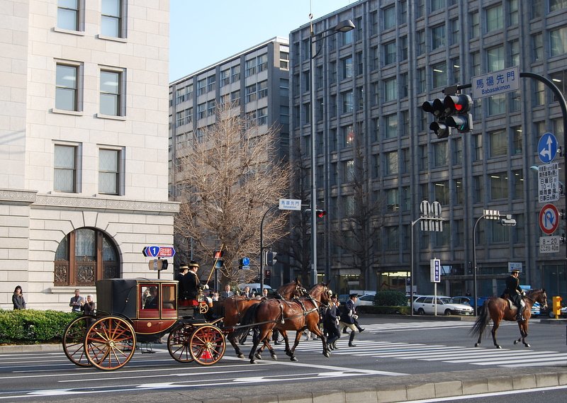 皇居前の馬車列